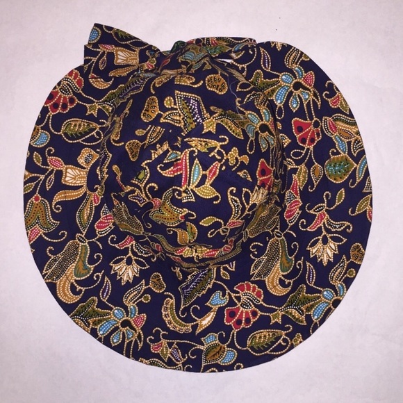 Sinar Pagi Navy Blue Printed Sun Hat - Picture 1 of 6